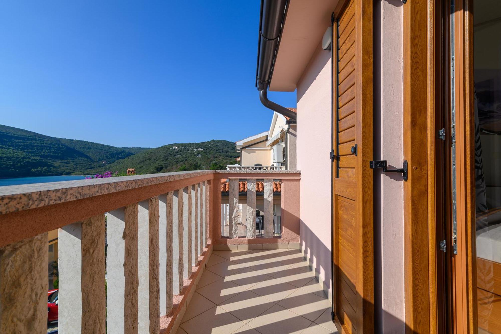 Apartments By The Sea Duga Luka - Prtlog, Labin - 2335 Labin (Istria) Exterior foto